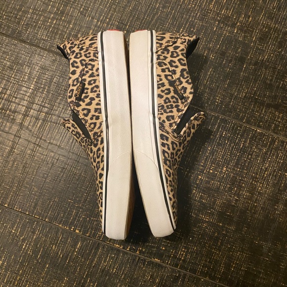 Leopard cheetah print vans - Picture 3 of 7